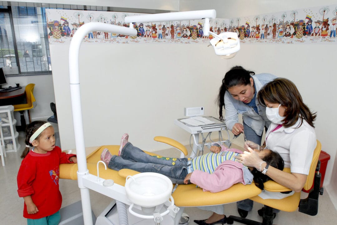 Dental treatment at OS Centre in Colombia