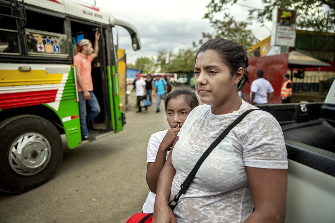 Iris and her mother sandra, before cleft surgery